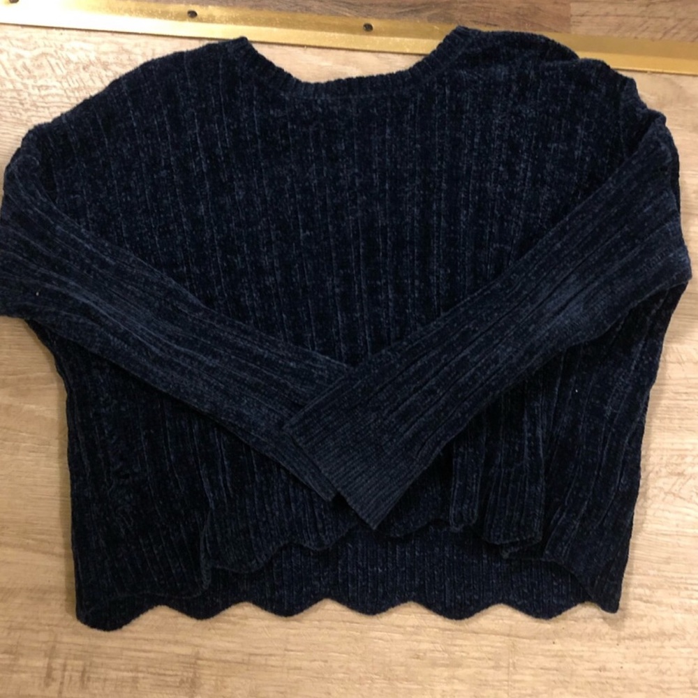 Takara girls dark blue sweater